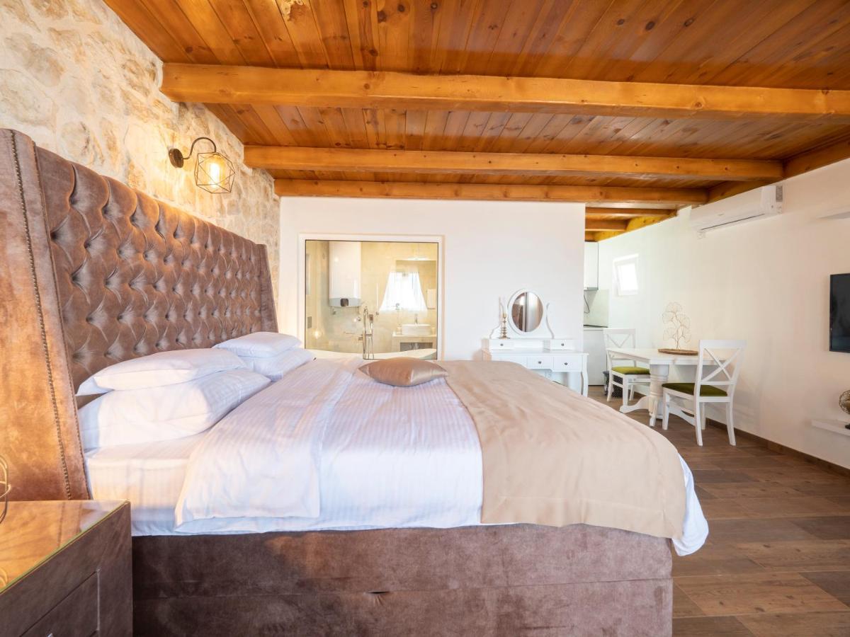 Harmonia Bungalows & Pool Sveti Stefan Exteriör bild