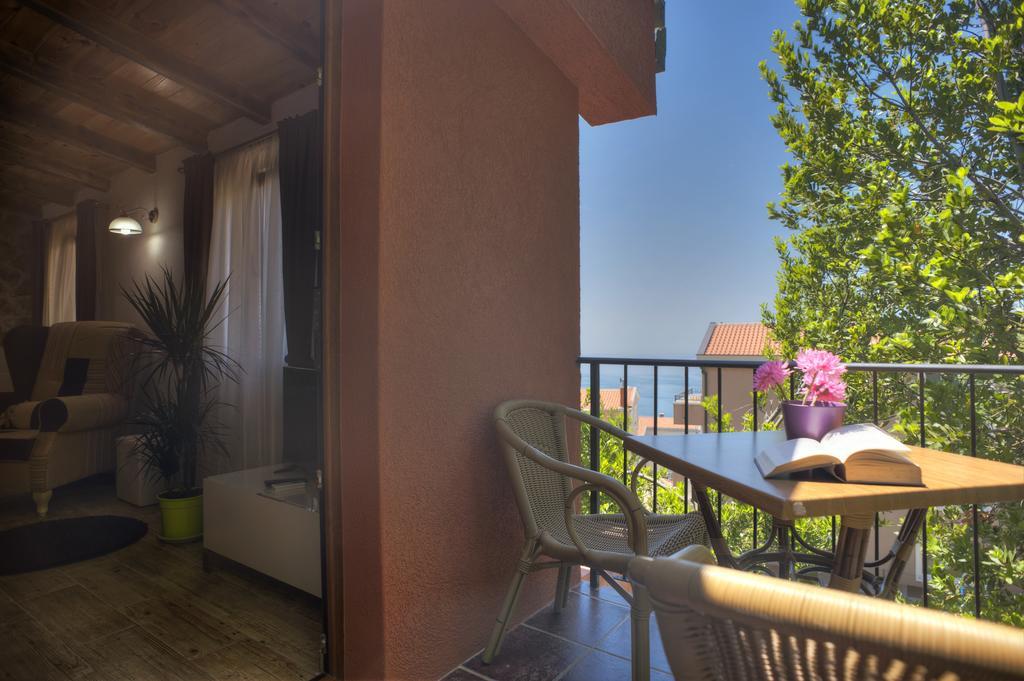 Harmonia Bungalows & Pool Sveti Stefan Exteriör bild